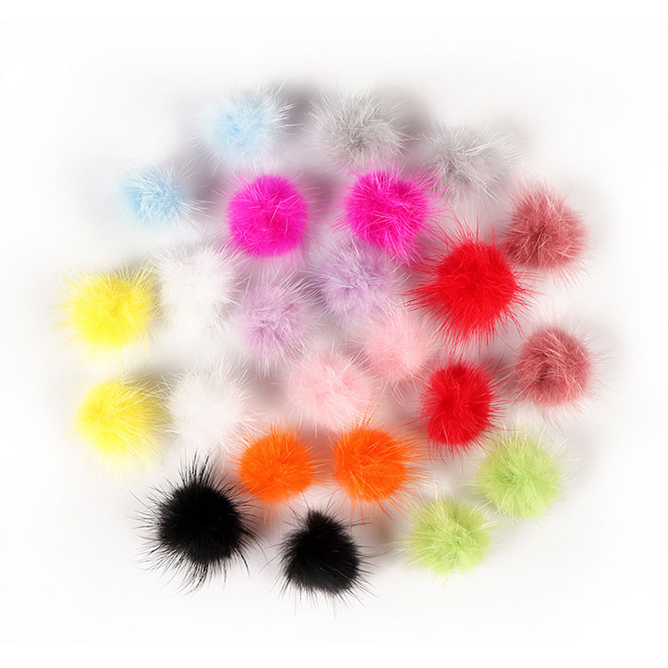 24 deler Nail Pom Fluffy Ball